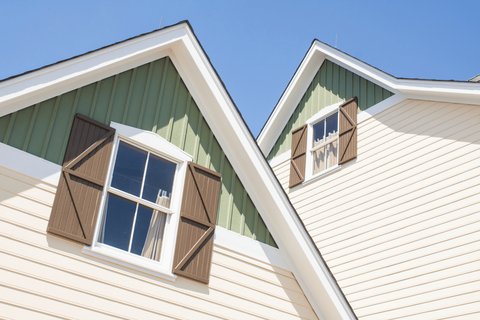 Siding Contractors Everett